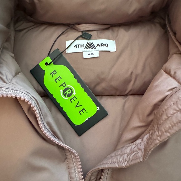 4TH ARQ Hudson Puffer Jacket - Picture 2 of 4